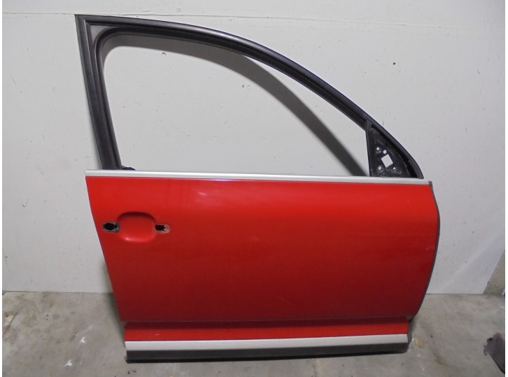 Recambio de puerta delantera derecha para porsche cayenne (typ 9pa) s referencia OEM IAM 95553101206 ROJA 5 PUERTAS