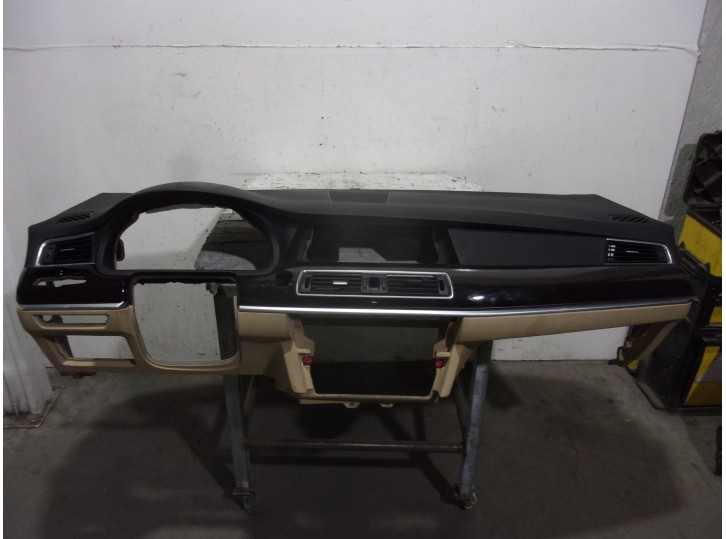 Recambio de salpicadero para bmw serie 5 gran turismo (f07) 530d xdrive referencia OEM IAM 51459278286 NEGRO Y BEIGE 