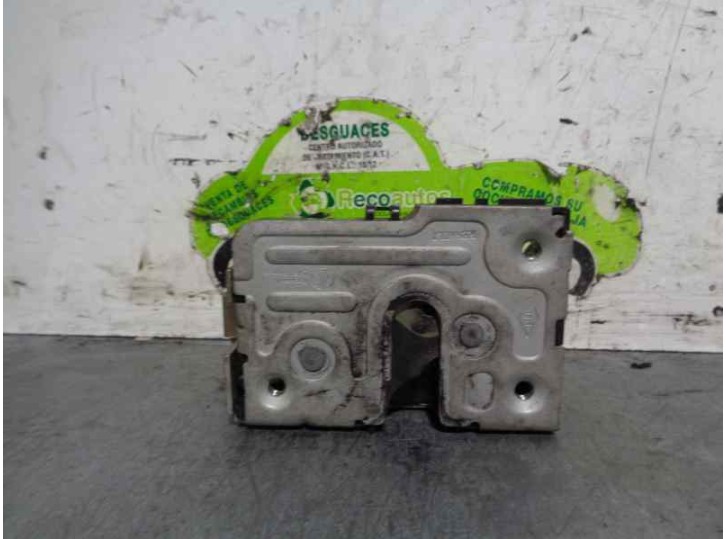 Recambio de cerradura puerta delantera derecha para iveco daily caja cerrada (2006 =>) 2.3 diesel referencia OEM IAM 500314256 
