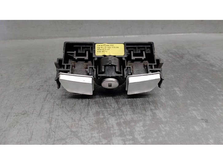 Recambio de consola para bmw serie 5 gran turismo (f07) 530d xdrive referencia OEM IAM 914217506  