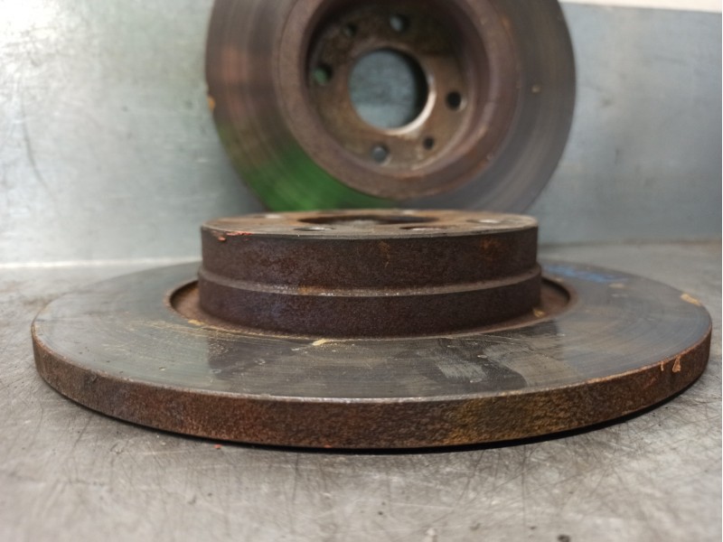 Recambio de disco freno delantero para dacia sandero ambiance referencia OEM IAM   