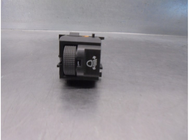 Recambio de mando luces salpicadero para citroën c3 iii (sx) 1.2 vti 82 referencia OEM IAM 98125550ZD  