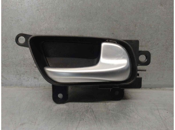Recambio de maneta interior trasera derecha para infiniti fx 3.7 v6 cat referencia OEM IAM 806701BN0A  5 PUERTAS