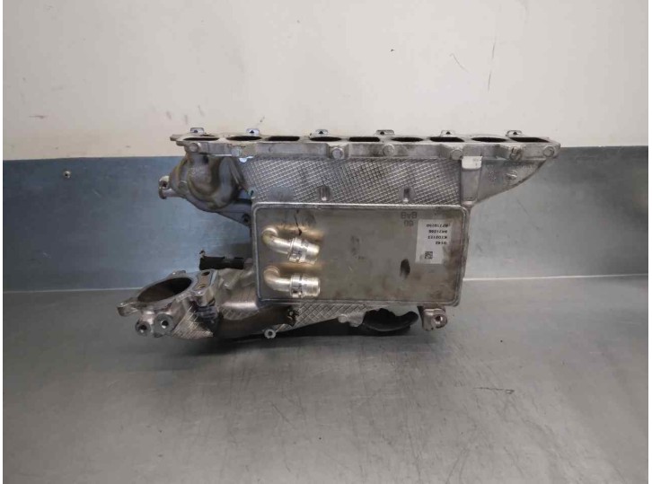 Recambio de colector admision para skoda superb combi (3v5) 2.0 tdi referencia OEM IAM 05L129766Q  