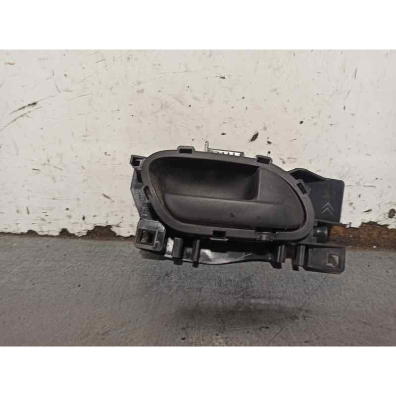 Recambio de maneta interior delantera derecha para toyota proace 2.0 turbodiesel cat referencia OEM IAM 96555514XT  