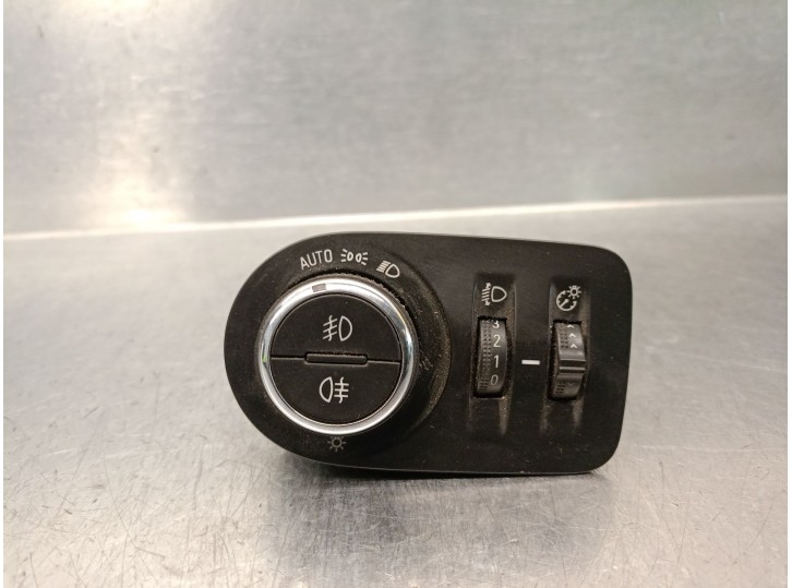 Recambio de mando luces salpicadero para opel combo e tour / life (k9) 1.5 referencia OEM IAM 39085924 YQ000159YX 