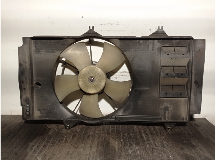 Recambio de electroventilador para toyota yaris (ncp1/nlp1/scp1) 1.4 turbodiesel cat referencia OEM IAM 1636323030 1227508371 DE