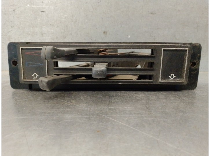 Recambio de mando calefaccion / aire acondicionado para seat seat 131 supermiraflori seat 131 referencia OEM IAM SEAT 131  