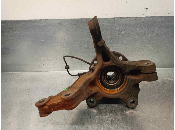 Recambio de mangueta delantera derecha para dacia sandero iii 1.0 tce 90 referencia OEM IAM 400143933R  