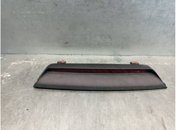 Recambio de luz central de freno para volkswagen passat berlina (3b3) 1.9 tdi referencia OEM IAM 3B5945121D  