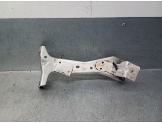 Recambio de refuerzo paragolpes delantero para audi a3 sportback (8va, 8vf) 1.6 tdi referencia OEM IAM 8V0821136C 8V0821136C 