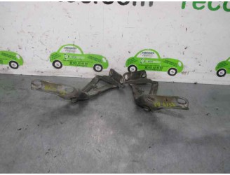 Replacement hood hinge for Volkswagen Crafter closed box 2.5 TDI DPF OEM IAM reference 9067500121 