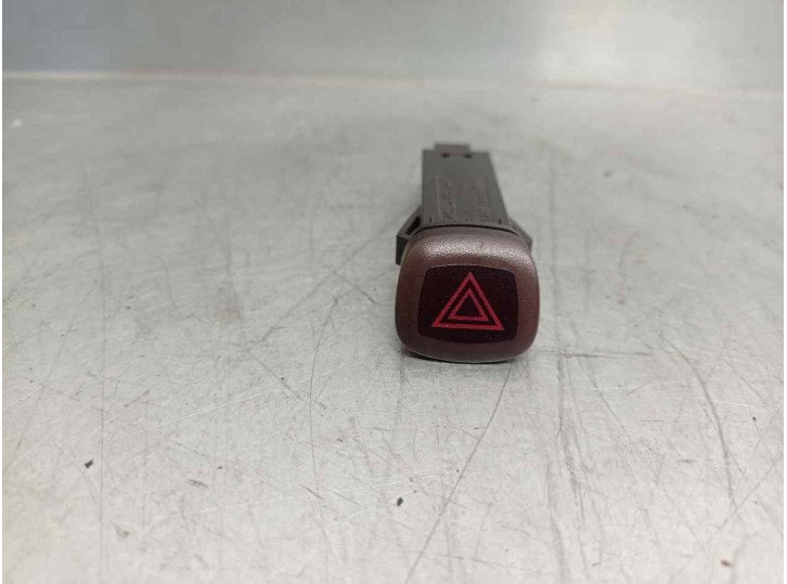 Recambio de warning para volvo xc90 2.4 diesel cat referencia OEM IAM 30739319 