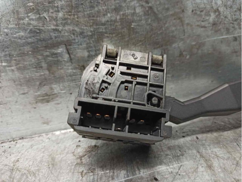 Recambio de mando limpia para renault 19 txi 1.7 referencia OEM IAM 7700781672  