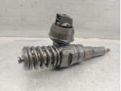 Recambio de inyector para volkswagen polo (9n1) 1.4 16v referencia OEM IAM 045130073T 0414720035 BOSCH