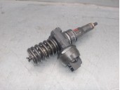 Recambio de inyector para volkswagen polo (9n1) 1.4 16v referencia OEM IAM 045130073T 0414720035 BOSCH