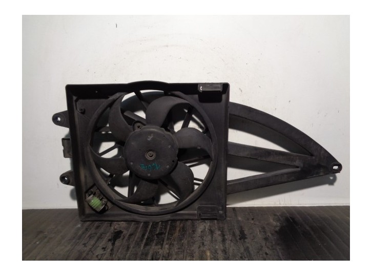 Recambio de electroventilador para fiat panda (169) 1.1 referencia OEM IAM 51764532 878612X VALEO