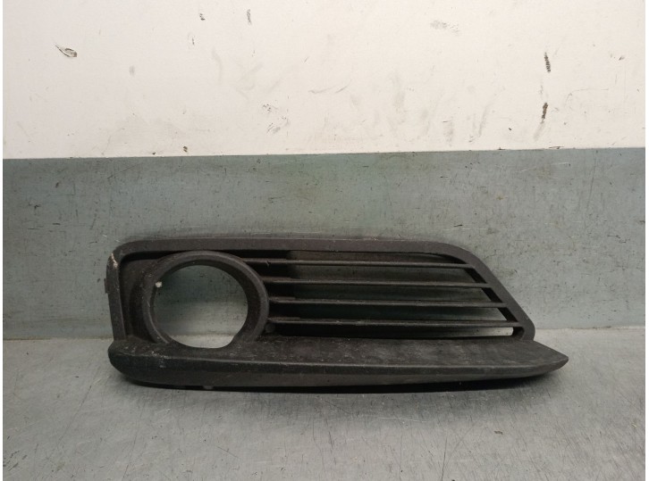 Replacement front grille for bmw 1 series (f20) 118 d OEM IAM reference 51117371669 51117371669 
