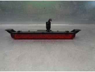 Recambio de luz central de freno para chevrolet aveo sedán ltz referencia OEM IAM 96831000  