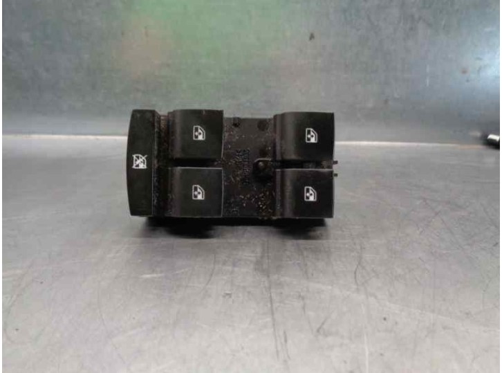Recambio de mando elevalunas delantero izquierdo para chevrolet aveo sedán ltz referencia OEM IAM 95460074 