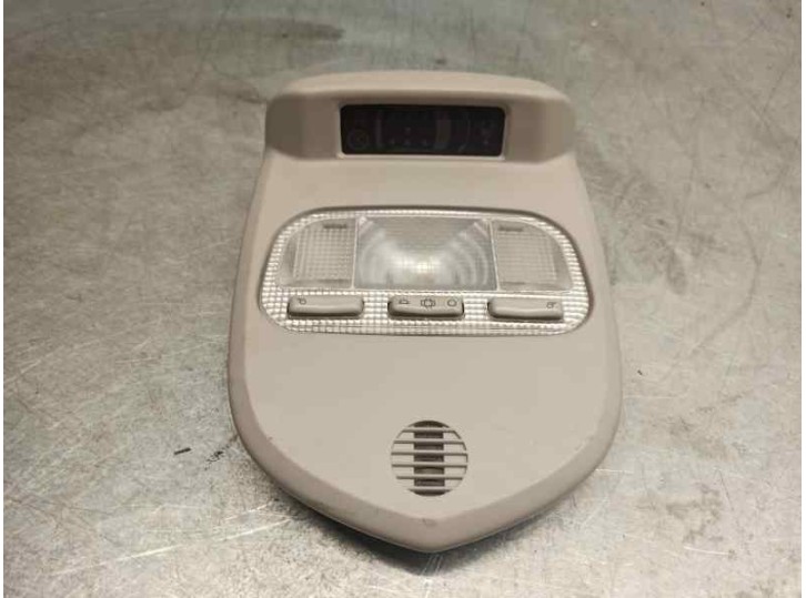 Recambio de luz interior para peugeot 3008 1.6 e-hdi fap referencia OEM IAM 9681370177  