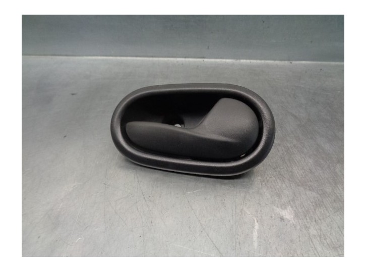 Recambio de maneta interior trasera derecha para dacia sandero ii 1.0 tce 100 (b8ml) referencia OEM IAM   
