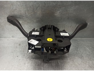 Recambio de parabrisas para ford fiesta berlina básico referencia OEM IAM 1132766 43R-000305  2