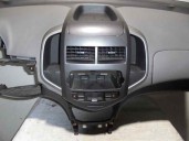 Recambio de salpicadero para chevrolet aveo sedán ltz referencia OEM IAM 95483273 GRIS NEGRO 