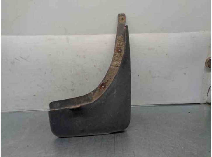 Recambio de faldon trasero para nissan x-trail (t30) 2.2 dci diesel cat referencia OEM IAM 788128H300  