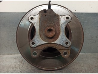 Recambio de mangueta trasera derecha para peugeot 308 confort referencia OEM IAM 517641  