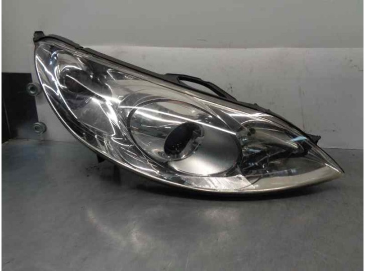 Recambio de faro derecho para peugeot 407 st confort referencia OEM IAM 9660235980 0301213202 AUTOMOTIVE