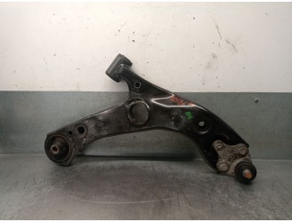 Recambio de brazo suspension inferior delantero derecho para toyota c-hr (_x1_) 1.8 hybrid (zyx10_, zyx11_) referencia OEM IAM 4