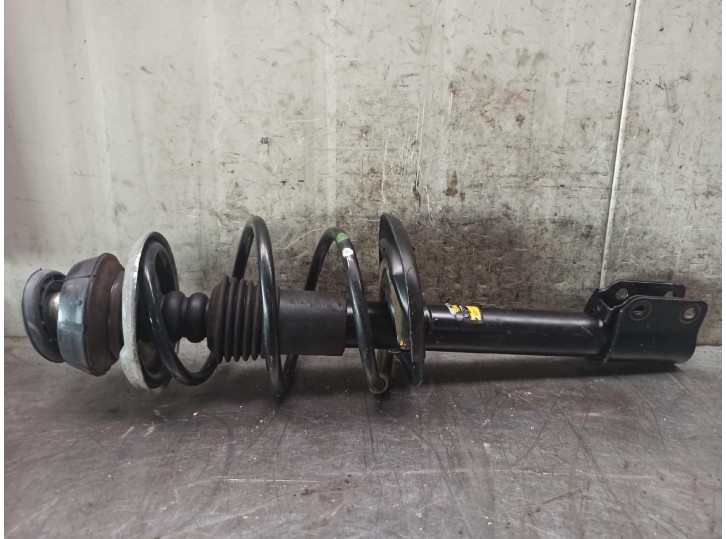 Replacement front left shock absorber for Dacia Sandero II 0.9 TCe CAT OEM IAM reference 20V026221502 MONROE
