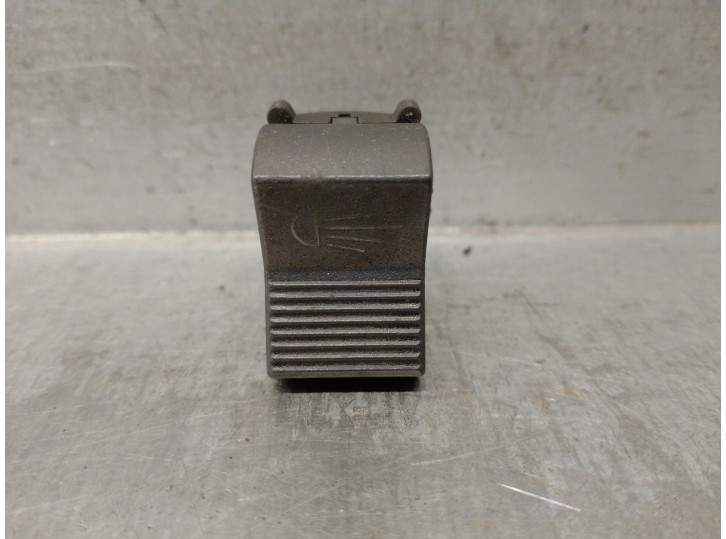 Recambio de mando luces salpicadero para seat seat 131 supermiraflori seat 131 referencia OEM IAM SEAT 131  