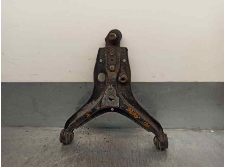 Recambio de brazo suspension inferior delantero izquierdo para audi 80/90 (893) 90 referencia OEM IAM 893407147C  