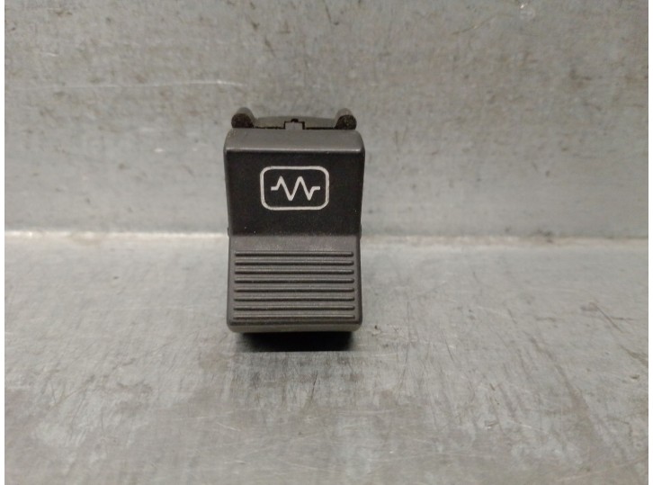 Recambio de interruptor para seat seat 131 supermiraflori seat 131 referencia OEM IAM SEAT 131  