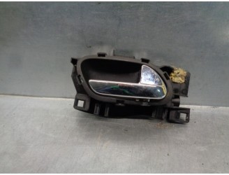 Recambio de maneta interior delantera derecha para citroën c3 picasso exclusive referencia OEM IAM 9683446577 9683446077 
