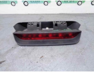 Recambio de luz central de freno para suzuki liana rh (er) 1.6 referencia OEM IAM 3581054G00P4Z  