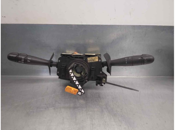 Recambio de mando luces para renault clio ii fase i (b/cbo) 1.2 referencia OEM IAM 7700432856 