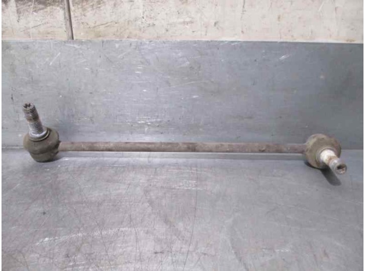 Recambio de tirante delantero izquierdo para land rover range rover sport 2.7 td v6 cat referencia OEM IAM RBM500150 