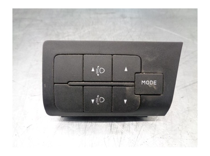 Recambio de mando multifuncion para citroën jumper combi (06.2006) 2.2 hdi fap cat referencia OEM IAM 7355331110 30280551 BITRON
