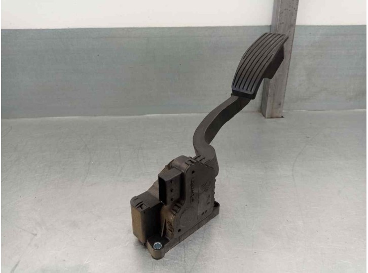 Recambio de potenciometro pedal para fiat grande punto (199) 1.3 16v jtd cat referencia OEM IAM 55702020  BITRON