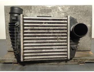 Replacement intercooler for Audi A6 C6 (4F2) 2.7 TDI Quattro OEM IAM reference 4F0145806R 4F0145805AF JDEUS