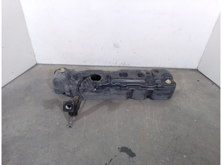 Recambio de deposito combustible para hyundai h350 furgoneta 2.5 crdi referencia OEM IAM 3111059000 3111059000 