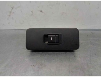 Recambio de mando elevalunas delantero derecho para land rover range rover sport 2.7 td v6 cat referencia OEM IAM YUD501070 