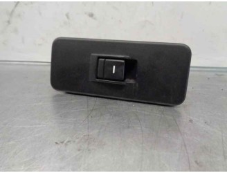 Recambio de mando elevalunas trasero izquierdo para land rover range rover sport 2.7 td v6 cat referencia OEM IAM YUD501070 