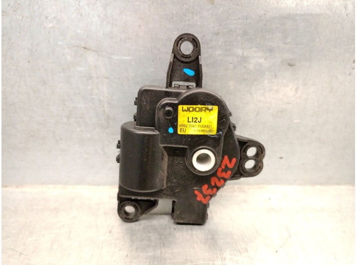 Recambio de motor apertura trampillas climatizador para hyundai h350 furgoneta 2.5 crdi referencia OEM IAM HVCCD267 