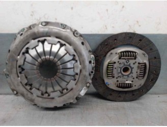 Recambio de kit embrague para dacia sandero iii 1.0 tce 90 referencia OEM IAM 302058894R  