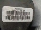 Recambio de cinturon seguridad trasero central para dodge caliber 2.0 16v crd cat referencia OEM IAM YX15BD5AC 5 PUERTAS