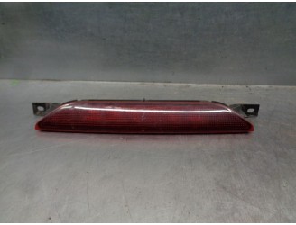 Recambio de luz central de freno para dodge caliber 2.0 16v crd cat referencia OEM IAM 05303754AD 